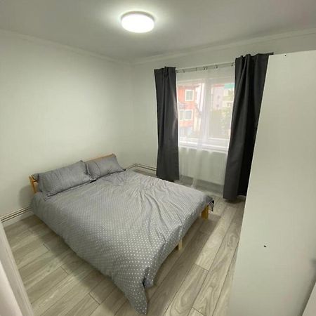Appartement Apartament à Lugoj Extérieur photo