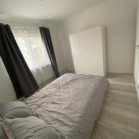 Appartement Apartament à Lugoj Extérieur photo